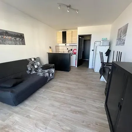 Joli 1ere Ligne Avec Parking Prive Apartment